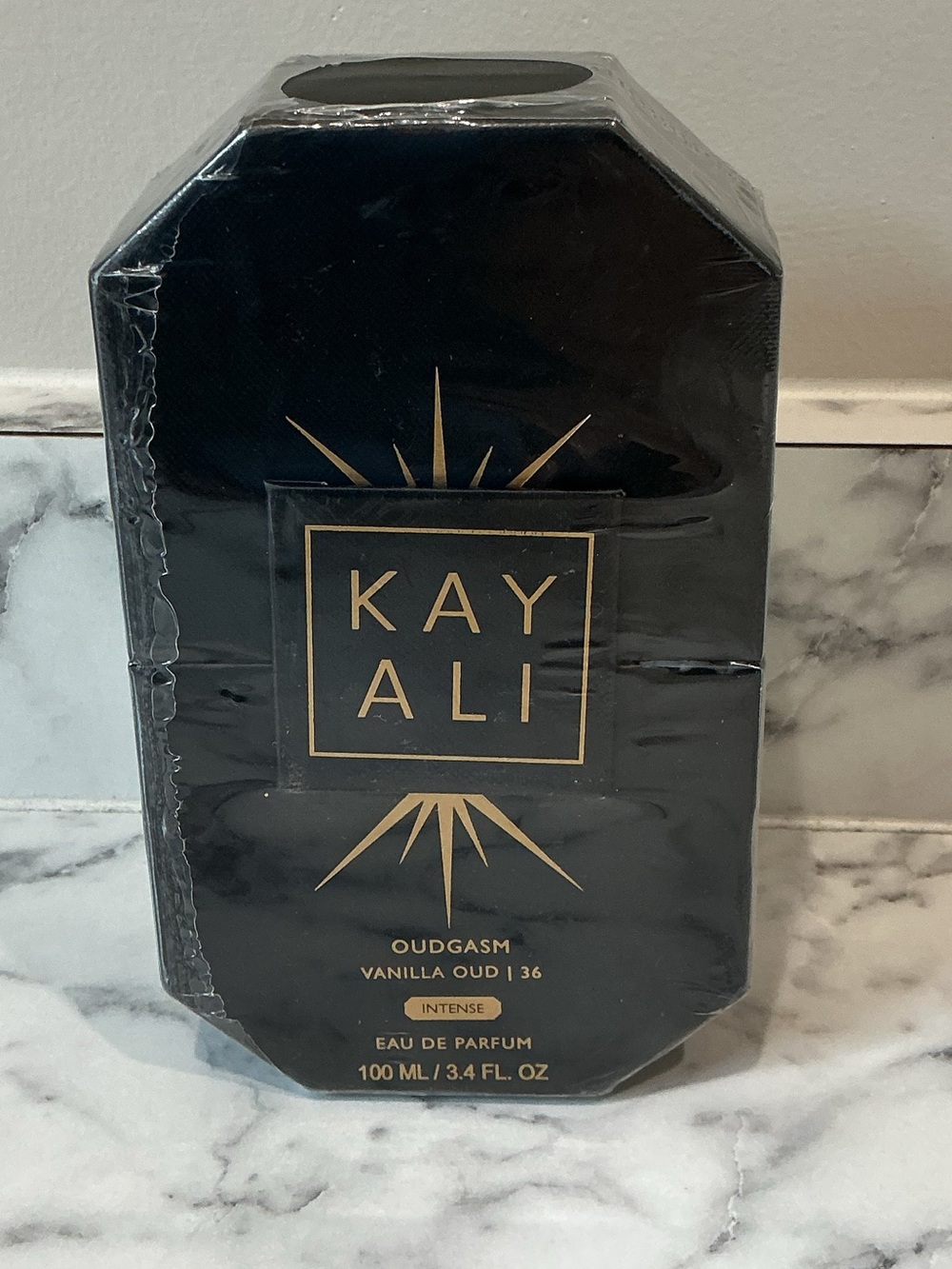 KAYALI Oudgasm Vanilla Oud 36 Unisex Eau de Parfum - Black